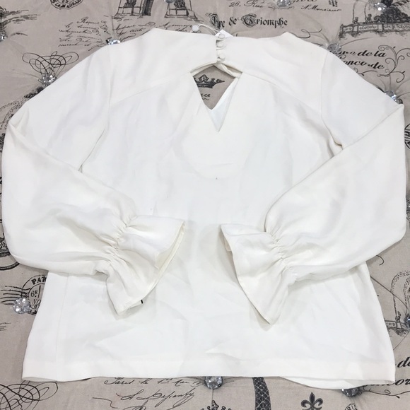 Trina Turk Akayo Keyhole Blouse - Picture 12 of 13